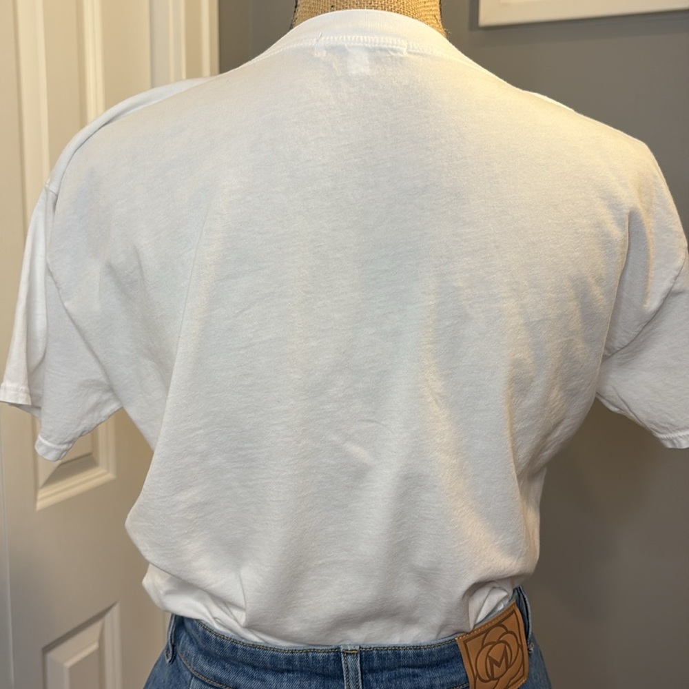 Good American White Short Sleeve V neck T-Shirt - Picture 8 of 8